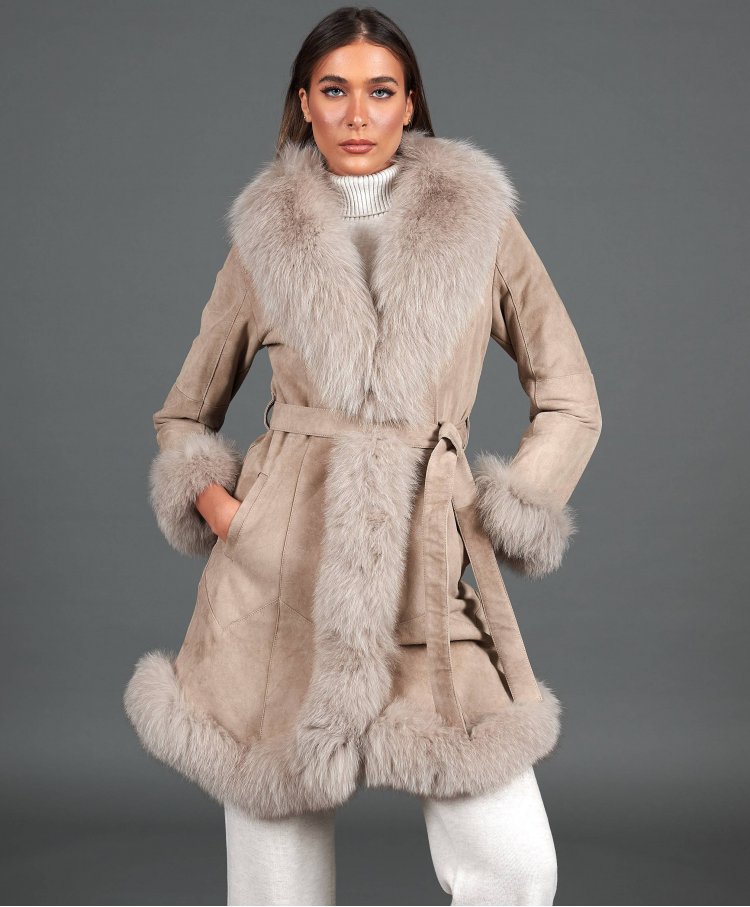 Manteau en mouton suedé...