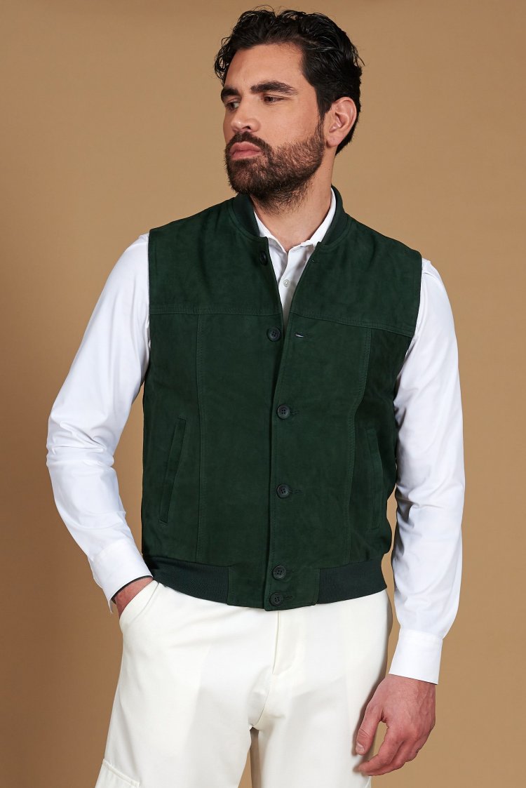 Gilet en cuir suédé vert...